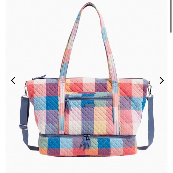 Vera Bradley Handbags - BRAND NEW Vera Bradley Deluxe Travel Tote